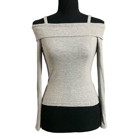 Art Class Juniors Off-The-Shoulder Grey Long Sleeve Ribbed Top With Straps Large - Picture 2 of 13